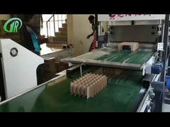 Cartão ondulado do montador da separação