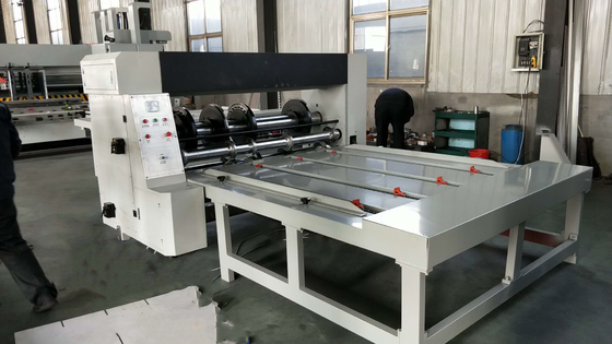 Máquina giratória ondulada semi automática de Slotter para vincar do cartão