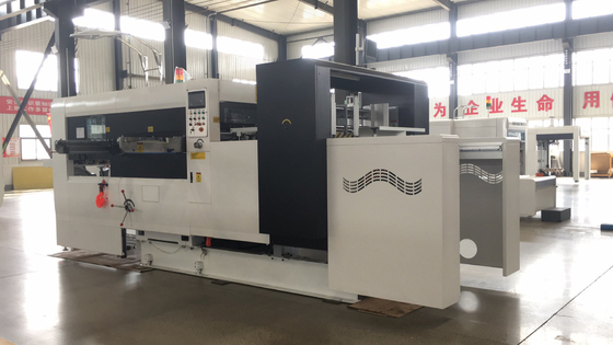 Máquina totalmente automática de corte de borda de chumbo