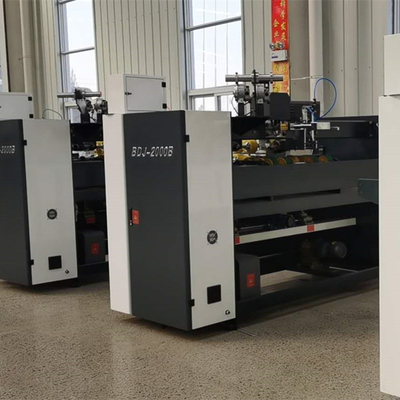 Parte modelo de costura de Double Servo Single da máquina 2000 da caixa semi automática da caixa