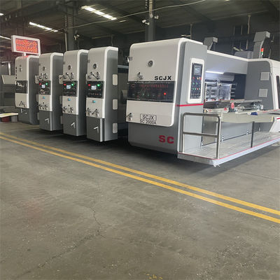 Máquina Flexográfica de Corte e Vinco para Caixas de Papelão