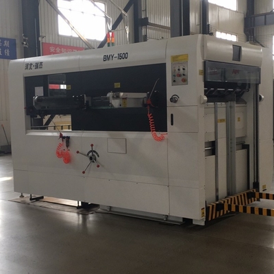 BMY-1500 Máquina semiautomática de corte e descascagem de cartão ondulado
