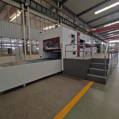 Máquina de corte automático de precisão de 1300 mm para corte de cartão ondulado