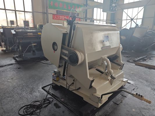 Máquina de corte manual de cartão de 1500 mm de tamanho de camada