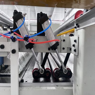 180m/min Linha de produção de cartão ondulado de duas faces com placa de pressão pneumática e válvula proporcional de 2 peças