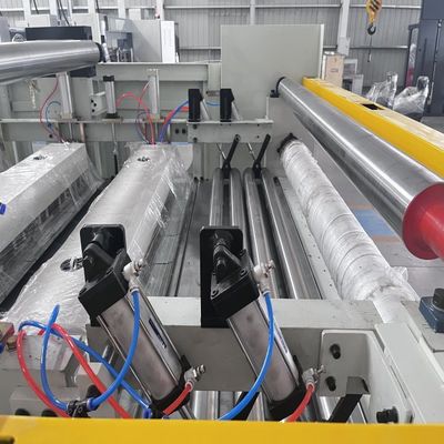 Linha de produção de placa de pressão flutuante para dupla colagem de papelão ondulado com pressão de ar de 0,5—0,6 MPa