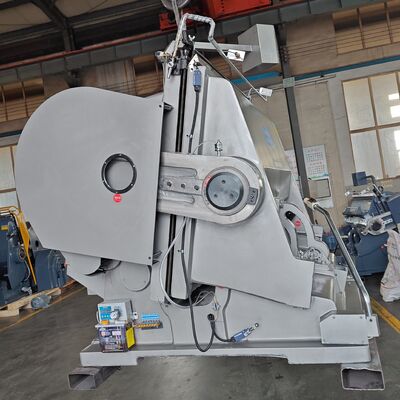 Máquina manual de corte a óleo de cartão com fonte de energia elétrica que fornece desempenho e corte preciso de embalagens