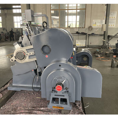 Motor Hengshui Corrugated Cardboard Die Cutter Equipado com Chint Appliance Garantindo Desempenho e Operação Durável