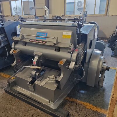 Máquina de Corte e Vinco para Cartão Ondulado em Aço Inoxidável com Método de Fornecimento de Óleo Elétrico e Motor Hengshui, Ideal para Produção de Cartão