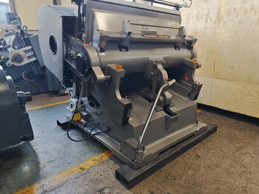 ML1200 Máquina Manual de Corte de Matriz para Cartão Corrugado de Serviço Pesado 20 peças/min 1200 * 830 mm