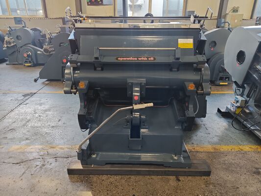 ML1100 Máquina de Corte de Cartão Ondulado Semi-Automática com Quatro Peças de Seguro e Freio de Embreagem Elétrico de Placa de Sucção