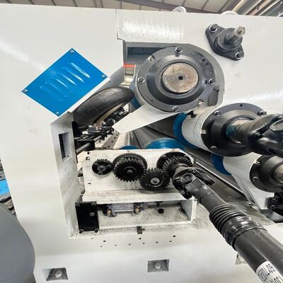 SF D280S 1400 Modelo Máquina de corrugamento de facetas únicas Capuz Estrutura de sucção Tipo sem dedos