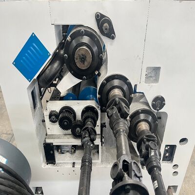 SF D280S 1400 Modelo Máquina de corrugamento de facetas únicas Capuz Estrutura de sucção Tipo sem dedos