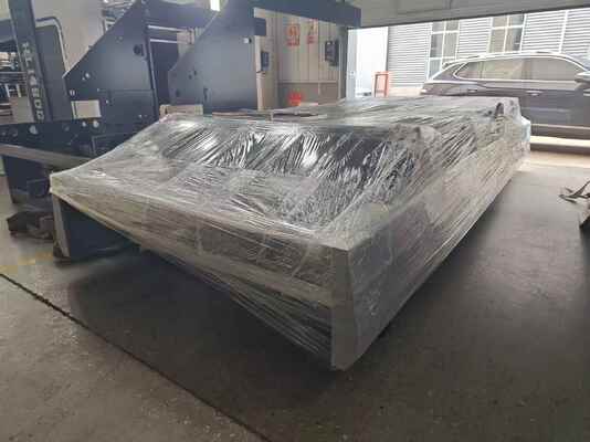 HL1600 Máquina Laminadora de Flauta Automática de Alta Velocidade 100pcs/min com Tamanho de 1600x1250mm e Alimentação Automática